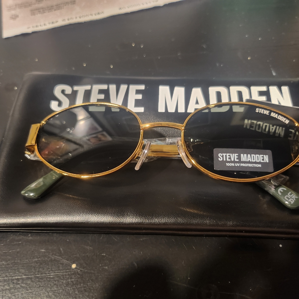 Steve Madden Gold Sunglasses